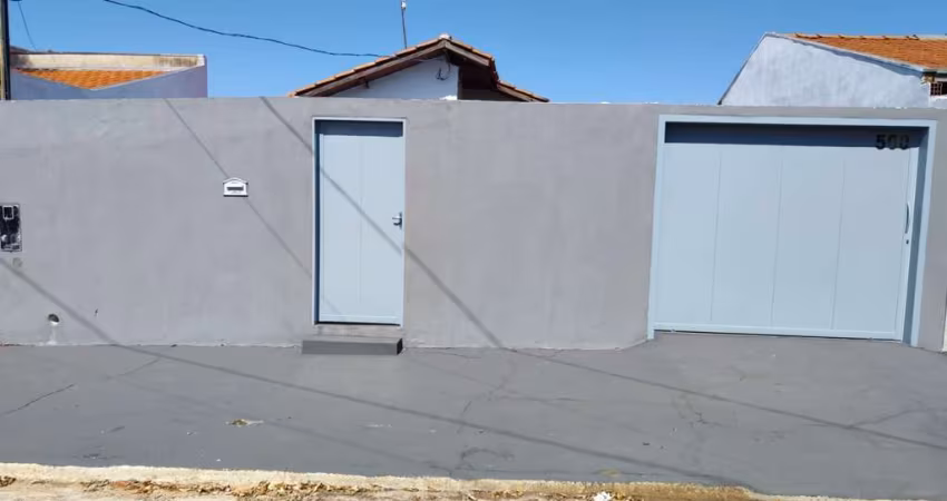 Casa com 1 dormitório para alugar, 34 m² por R$ 1.100/mês - Cristiano de Carvalho - Barretos/SP