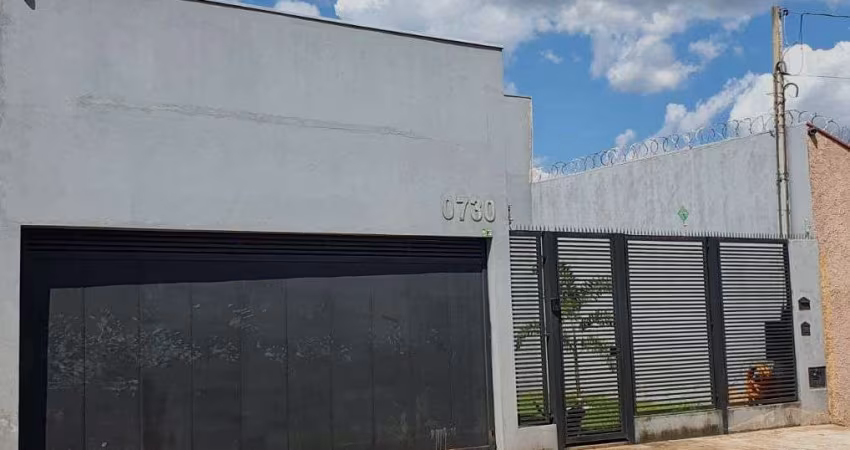Casa com 3 dormitórios à venda, 251 m² por R$ 650.000,00 - Oriente - Barretos/SP