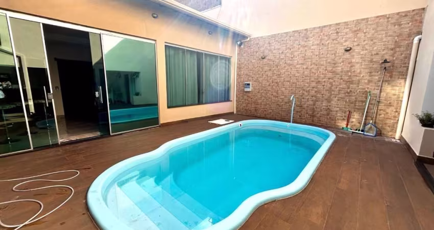 Casa com 2 dormitórios, 137 m² - venda por R$ 750.000 ou aluguel por R$ 2.500/mês - Jardim Anastácio - Barretos/SP