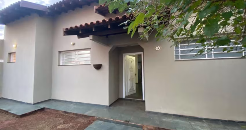 Casa com 3 dormitórios para alugar, 219 m² por R$ 3.500/mês - Industrial - Barretos/SP