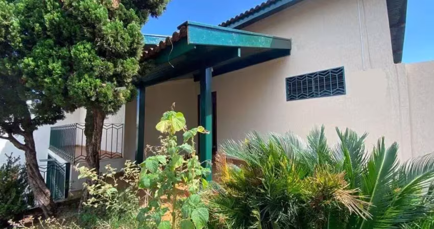 Casa com 3 dormitórios para alugar, 130 m² por r$ 2.744,38/mês - centro - barretos/sp
