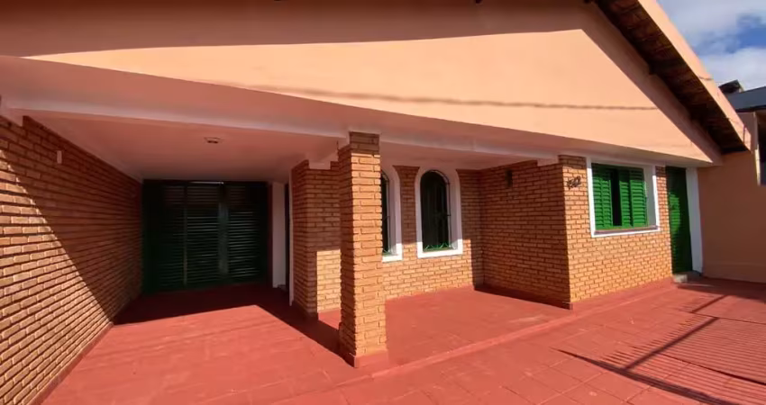 Casa com 3 dormitórios, 195 m² - venda por r$ 350.000,00 ou aluguel por r$ 1.930,00/mês - centro - barretos/sp