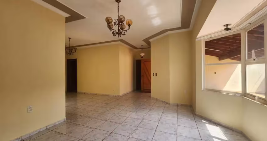 Casa com 3 dormitórios, 147 m² - venda por r$ 600.000,00 ou aluguel por r$ 2.500,00/mês - jockey club - barretos/sp