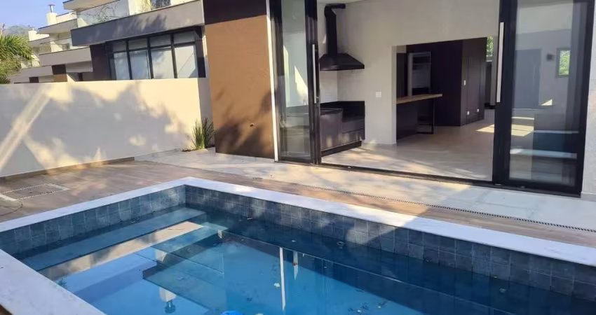 Casa para Venda em Atibaia, Itapetinga, 3 dormitórios, 4 banheiros, 2 vagas