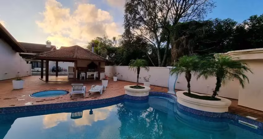 Casa em condomínio para locação em atibaia, vila santista, 3 dormitórios, 3 suítes, 2 banheiros, 2 vagas