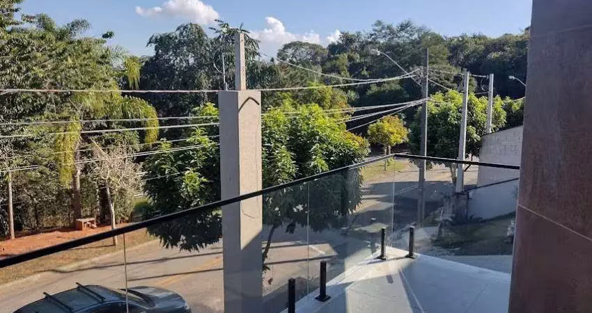 Casa em condomínio para locação em atibaia, condomínio altos da floresta, 3 dormitórios, 3 suítes, 4 banheiros, 2 vagas