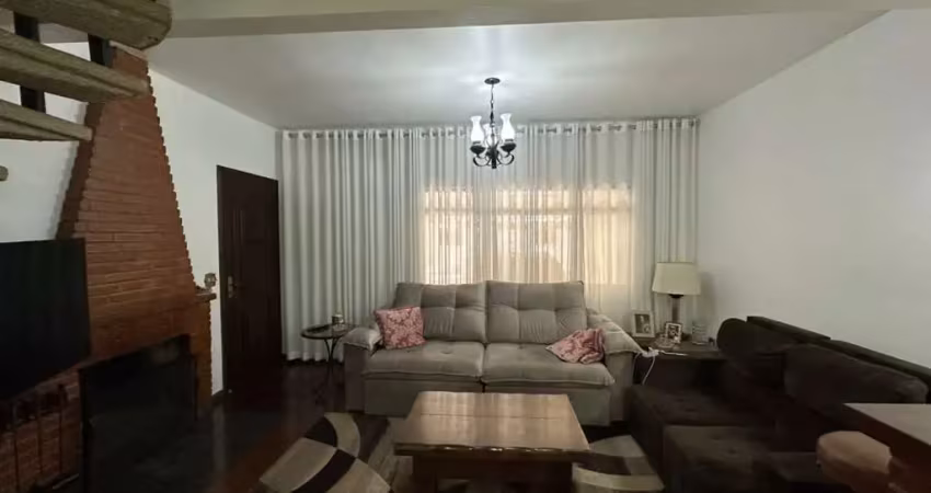 Venha morar no centro de diadema, em sobrado espaçoso.