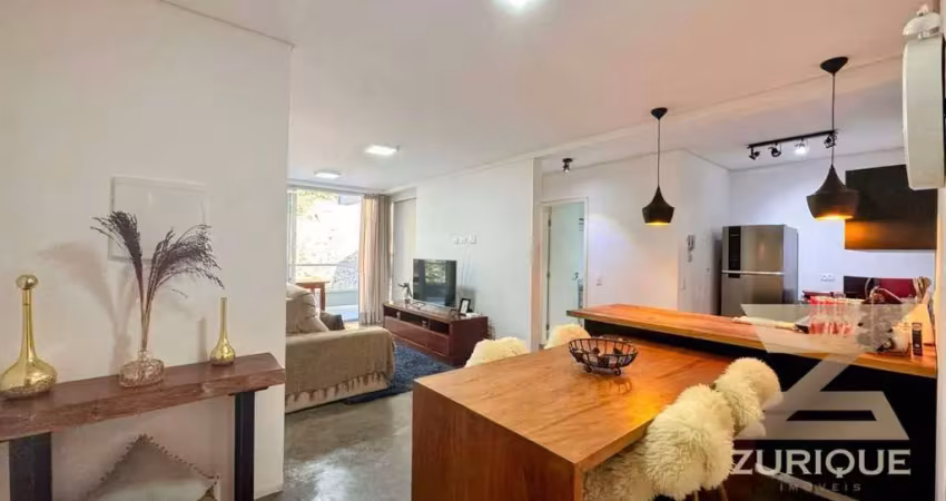 Apartamento com 2 dormitórios à venda, 79 m² por R$ 750.000,00 - Capivari - Campos do Jordão/SP