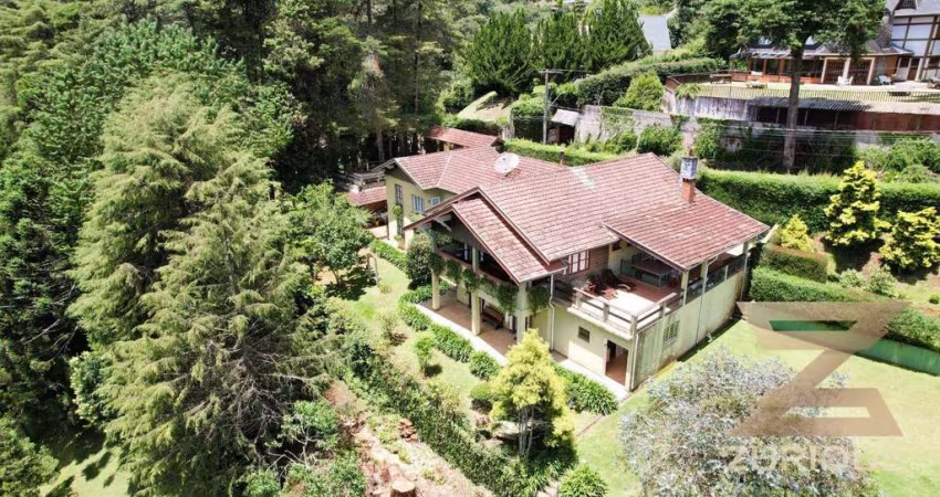 Casa com 6 dormitórios à venda, 478 m² por R$ 3.800.000,00 - Vila Porã - Campos do Jordão/SP
