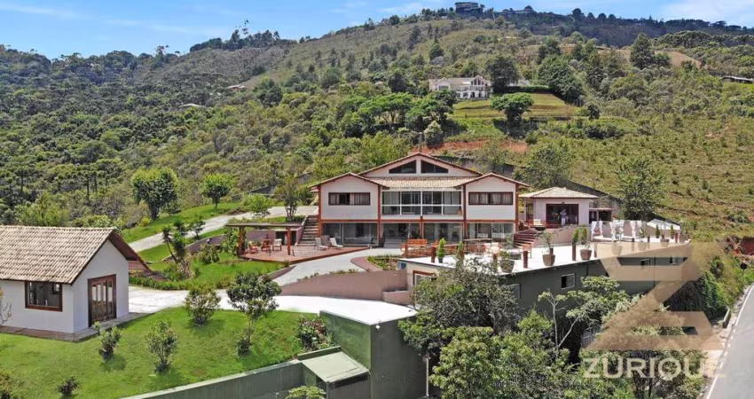 OPORTUNIDADE! Casa Clube, 910 m² por R$ 2.900.000 - Campos do Jordão/SP