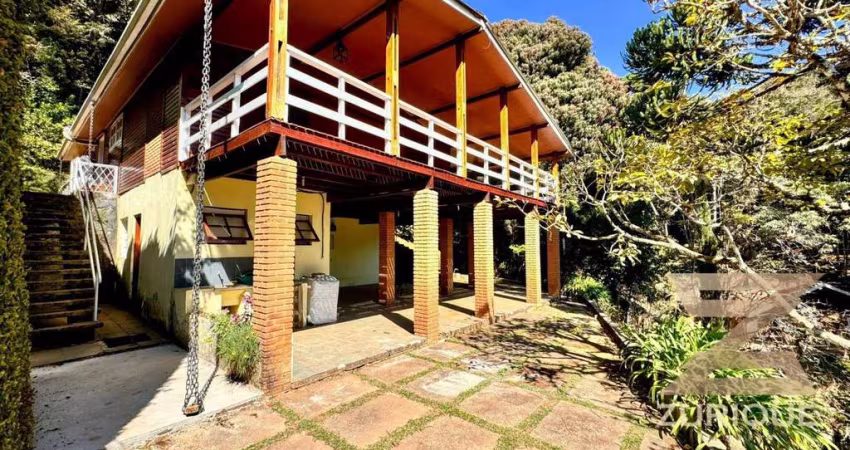 Casa com 3 dormitórios à venda, 270 m² por R$ 580.000,00 - Parque Pedra do Baú - Campos do Jordão/SP