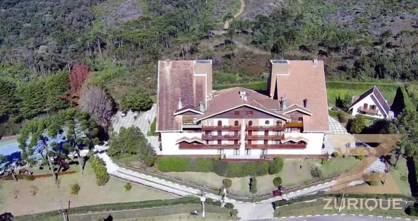 Apartamento com 3 dormitórios à venda, 132 m² por R$ 990.000,00 - Alto Do Capivari - Campos do Jordão/SP