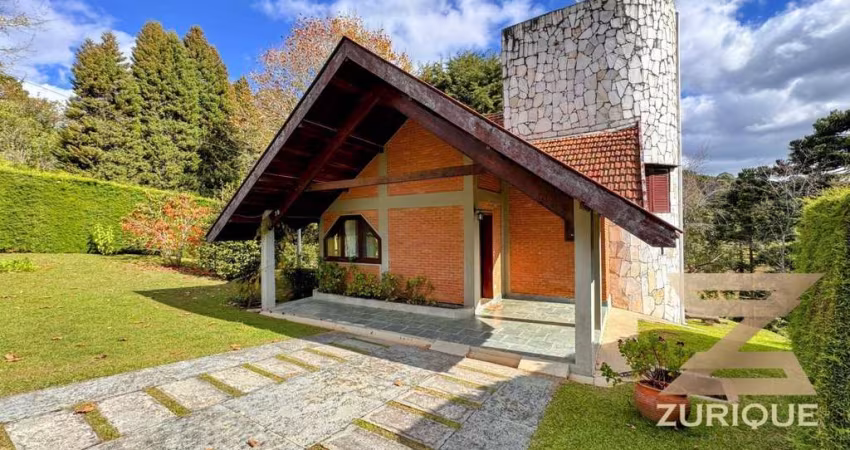 Casa com 3 dormitórios à venda, 163 m² por R$ 1.200.000,00 - Imbiri - Campos do Jordão/SP