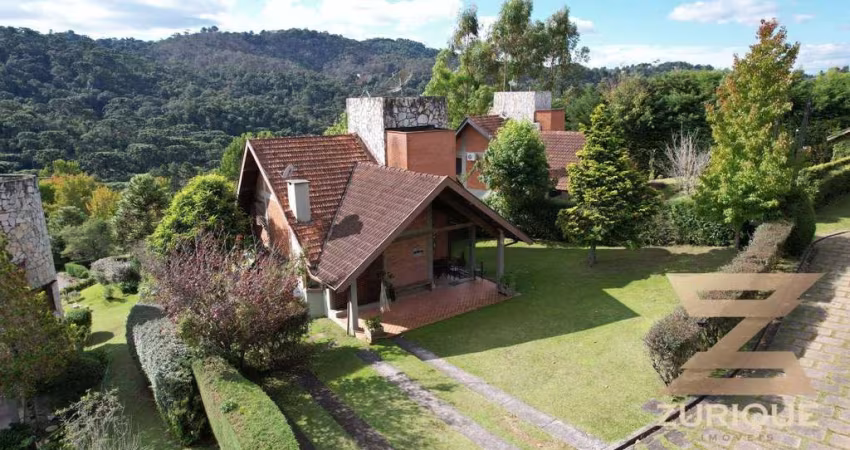 Casa com 3 dormitórios à venda, 163 m² por R$ 1.400.000 - Imbiri - Campos do Jordão/SP