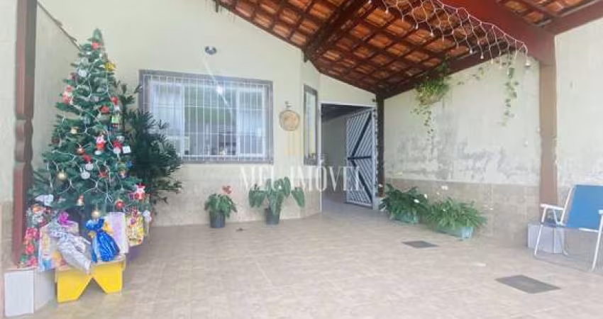 Casa Padrão à venda no Maracanã - Praia Grande - SP: