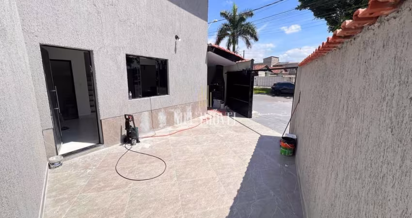 Sobrado Padrão à venda no Tude Bastos - Praia Grande - SP: