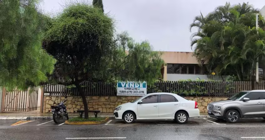 Apartamento com 4 quartos à venda na Rua Goes Calmon, 170, Centro, Vitória da Conquista