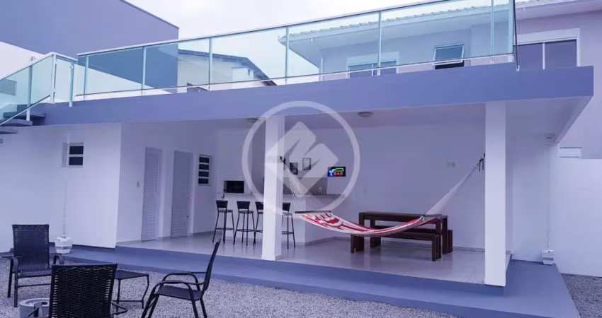 Casa localizada na Praia do Sonho Palhoça codigo: 97410