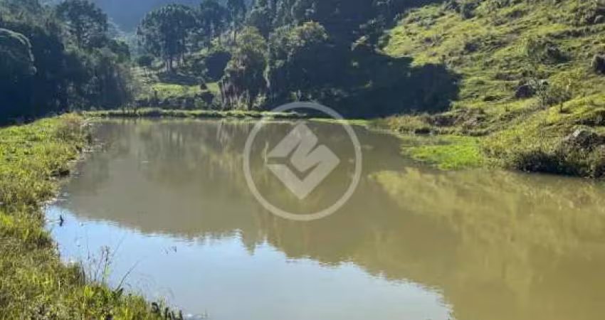 Lindo Sítio em Alfredo Wagner – Condomínio Rural com Vista Incrível e Estrutura Completa codigo: 121677