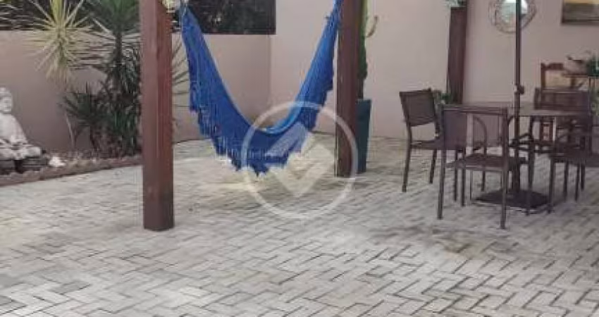 Casa com 3 quartos a venda em São José codigo: 124316