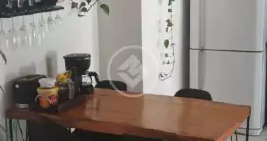 Apartamento no recanto dos poetas com 53m² e garagem coberta 