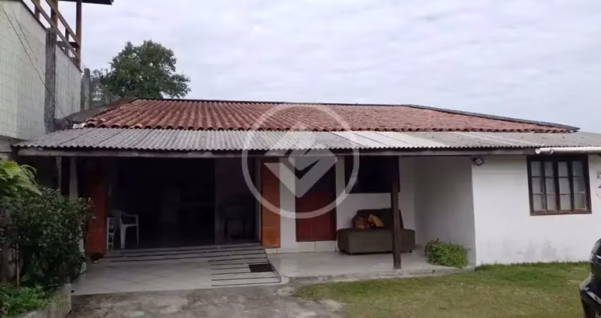 Casa à venda próximo ao floripa shopping codigo: 139372