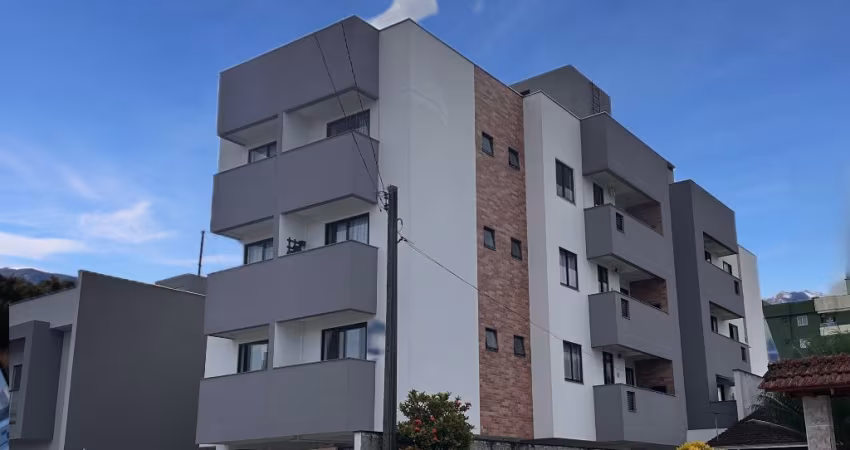 Apartamento dois dormitórios, sendo uma suíte no Costa e silva