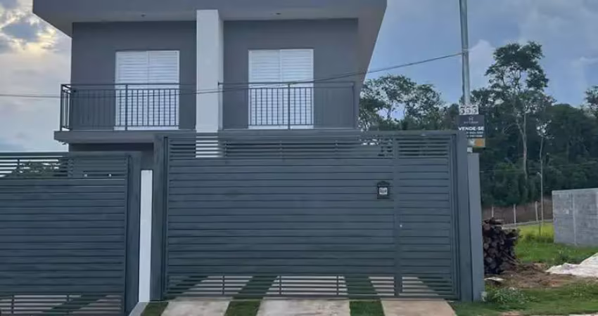 Casa á venda pronta pra morar - Cotia/ 3 dormitórios - 1 suíte - 2 banheiros - 2 vagas