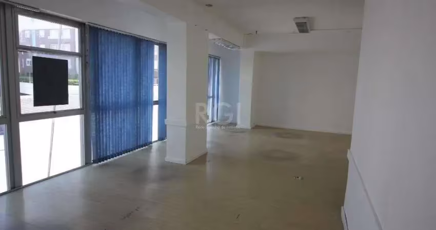 Conjunto para alugar, 81 m² Por R$ 2.600,00/mês - Floresta - Porto Alegre/RS