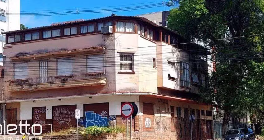 Terreno com Prédio para comprar, esquina da  Von koseritz com Cristóvão Colombo