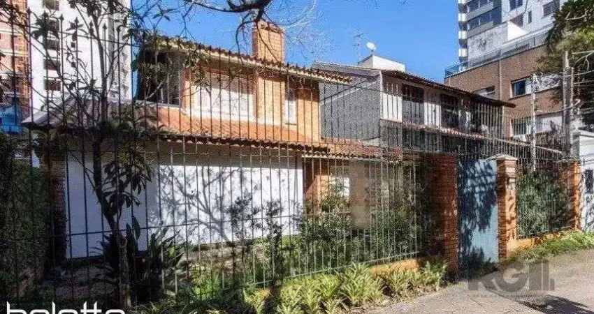 Casa para locação com 5 quartos e 4 vagas na bela vista