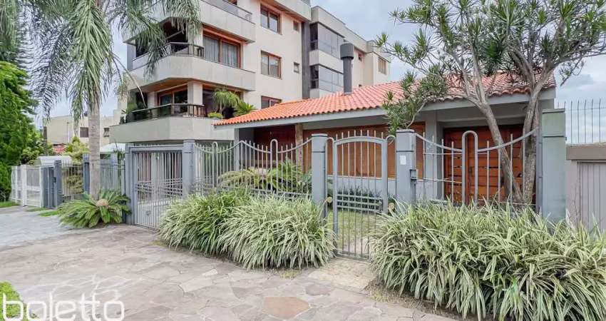 CASA CHACARA DAS PEDRAS 207 METROS , COMPLETAMENTE REFORMADA