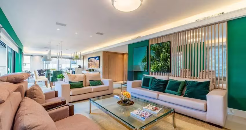 Apartamento 4 dormitórios no bairro Bela Vista