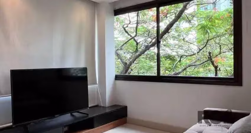 Excelente apartamento inteiramente decorado e mobiliado, com ótimo acabamento em