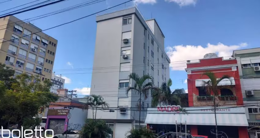 Ap, 3 dormitórios, 1 suíte, 3 banheiros, box coberto, frente colégio militar