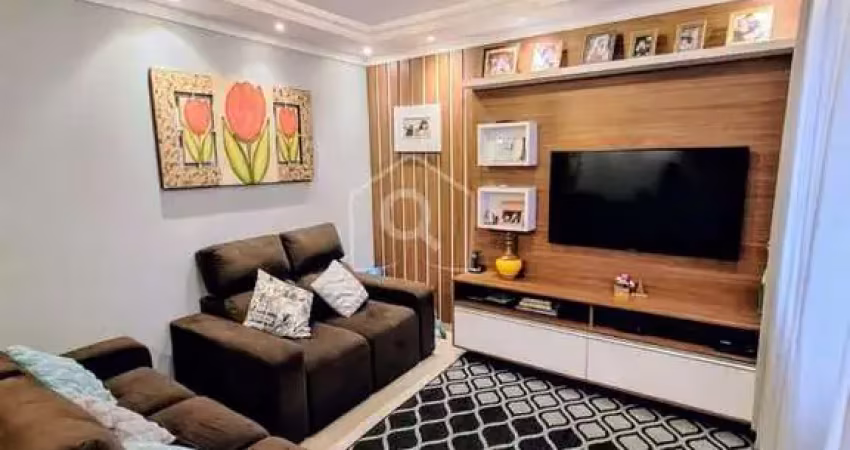 Triplex para Venda, Capão Raso, 3 dormitórios, 1 suíte, 2 banheiros, 2 vagas