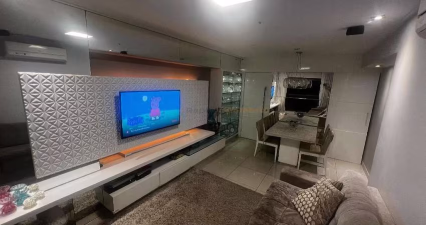 APARTAMENTO TODO REFORMADO DISPON&#205;VEL PARA VENDA NA TAMARINEIRA