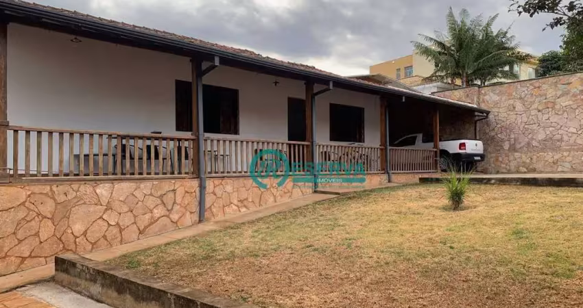 Casa com 3 dormitórios à venda, 320 m² por R$ 1.680.000,00 - Joana Darc - Lagoa Santa/MG