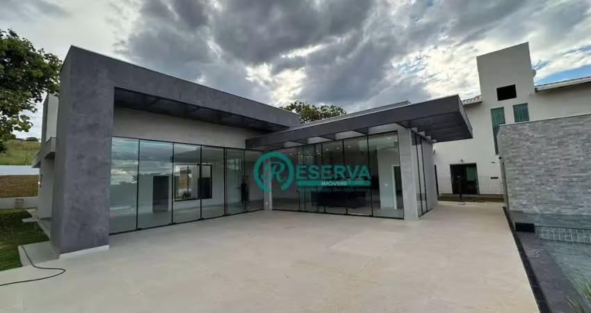 Casa com 4 dormitórios à venda, 300 m² por R$ 2.950.000,00 - Condomínio Gran Royalle - Lagoa Santa/MG