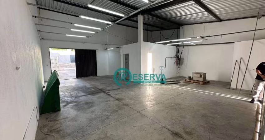 Galpão em Vespasiano, para alugar, 250 m² por R$ 7.950/mês - Santa Clara - Vespasiano/MG