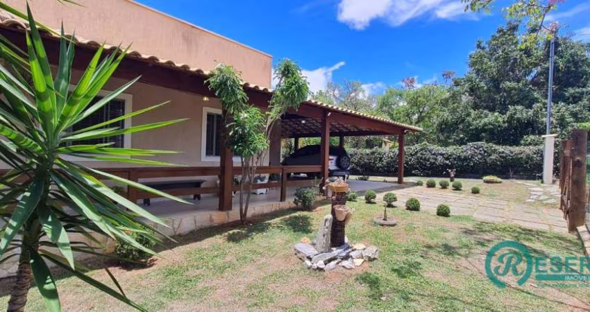 Casa com 4 dormitórios à venda, 120 m² por R$ 695.000,00 - Condomínio Estância da Mata - Jaboticatubas/MG