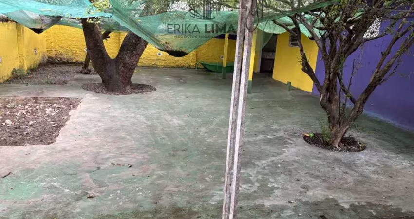 Casa à venda, com 03 quartos, 396m², Cordeiro, Recife-PE