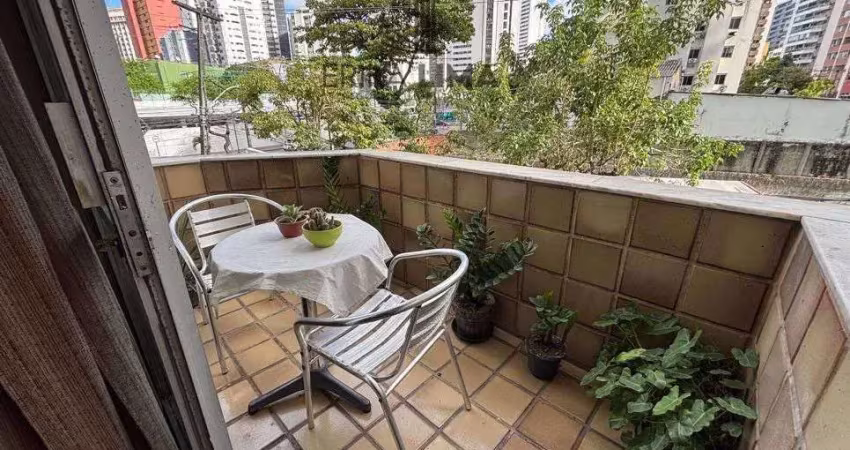 Apartamento 03 quartos, 146m,mobiliado ou sem , (1 suíte) mais depedência, 01 vaga coberta