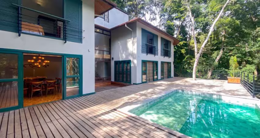 Casa com 5 quartos em condomínio em itaipava, teresópolis.