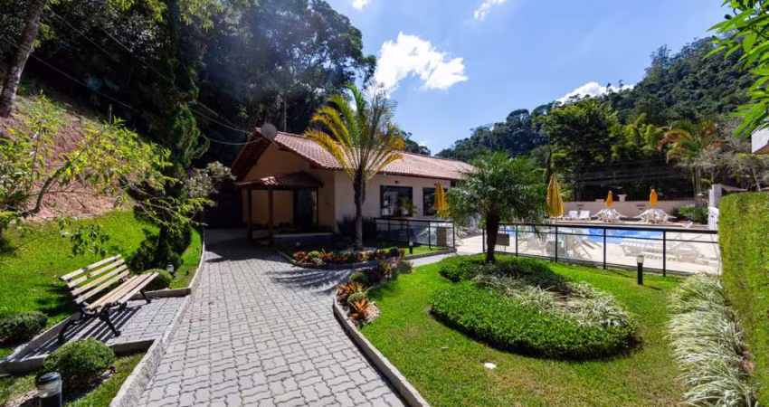 Casa em condomínio com 4 quartos na Cascata do Imbuí, Teresópolis.