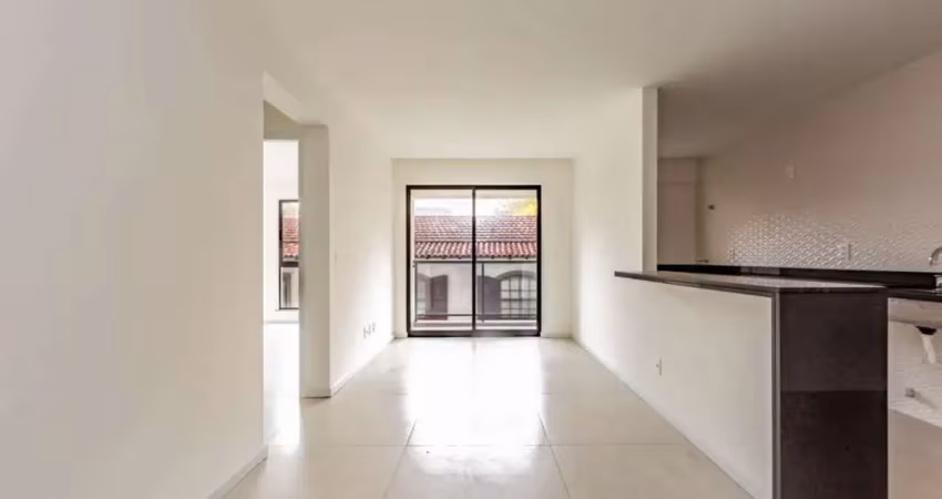 Apartamento de 2 quartos no centro de Teresópolis