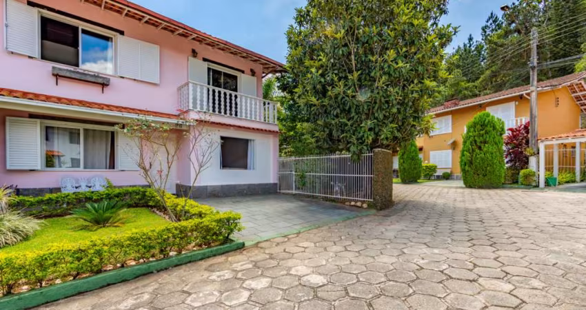 Casa em condomínio de 3 quartos, no bairro da Tijuca, em Teresópolis.