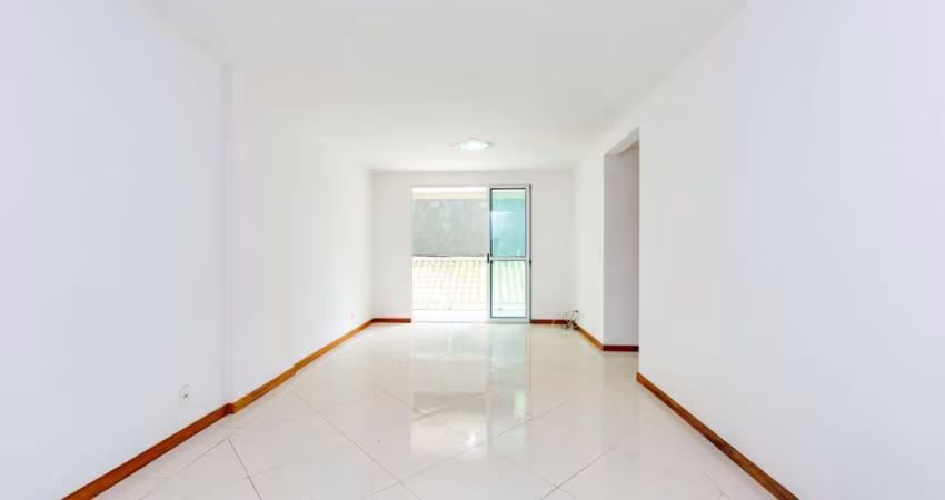 Apartamento com 2 quartos no Alto, Teresópolis.