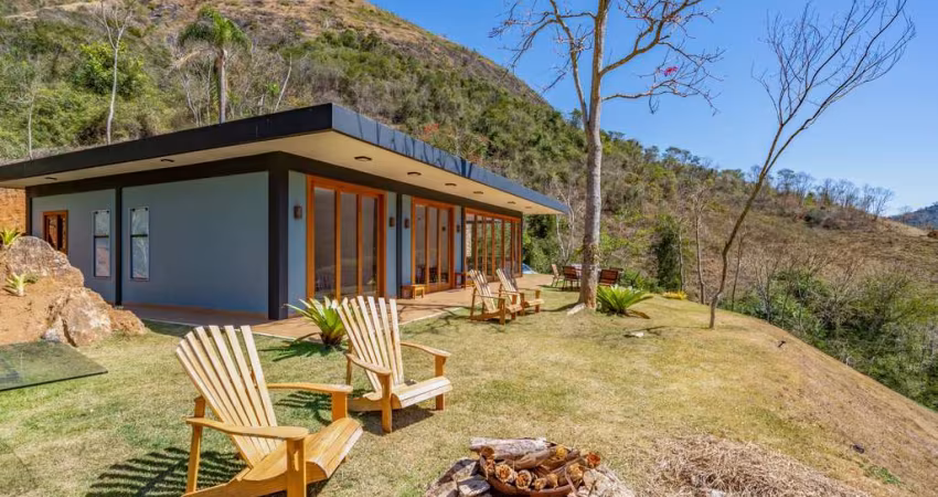 Casa com 3 quartos em Itaipava, Petrópolis.