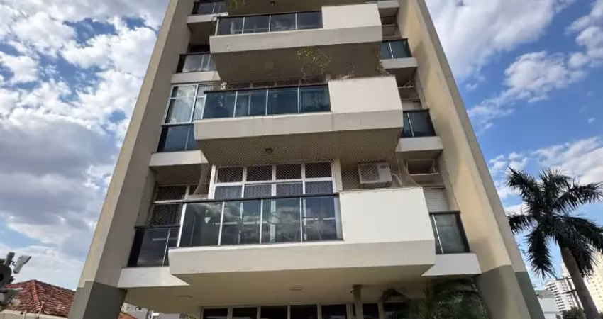 Apartamento com 3 quartos para alugar no Goiabeiras, Cuiabá 